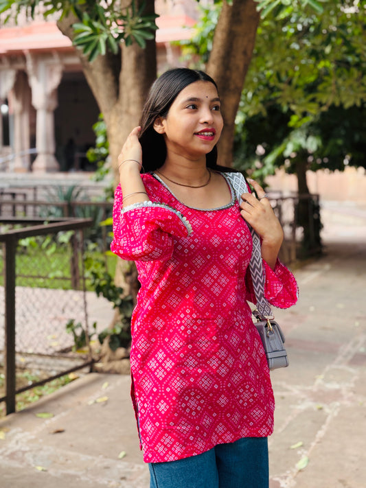 SANWARIYA’s Gulabi Bandhej🎀