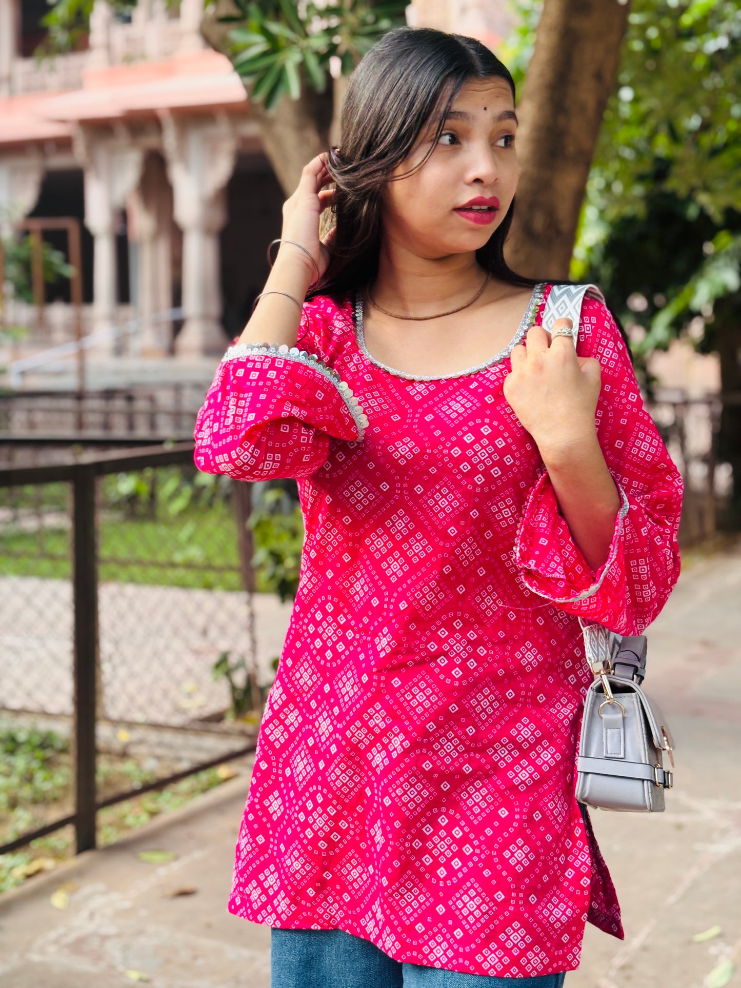 SANWARIYA’s Gulabi Bandhej🎀