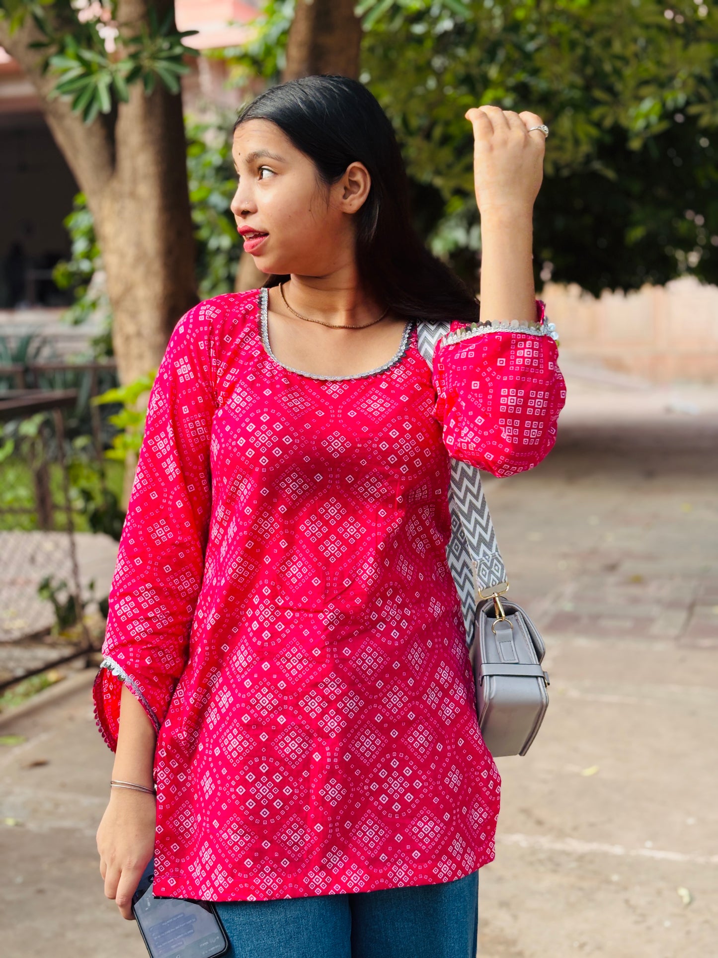 SANWARIYA’s Gulabi Bandhej🎀